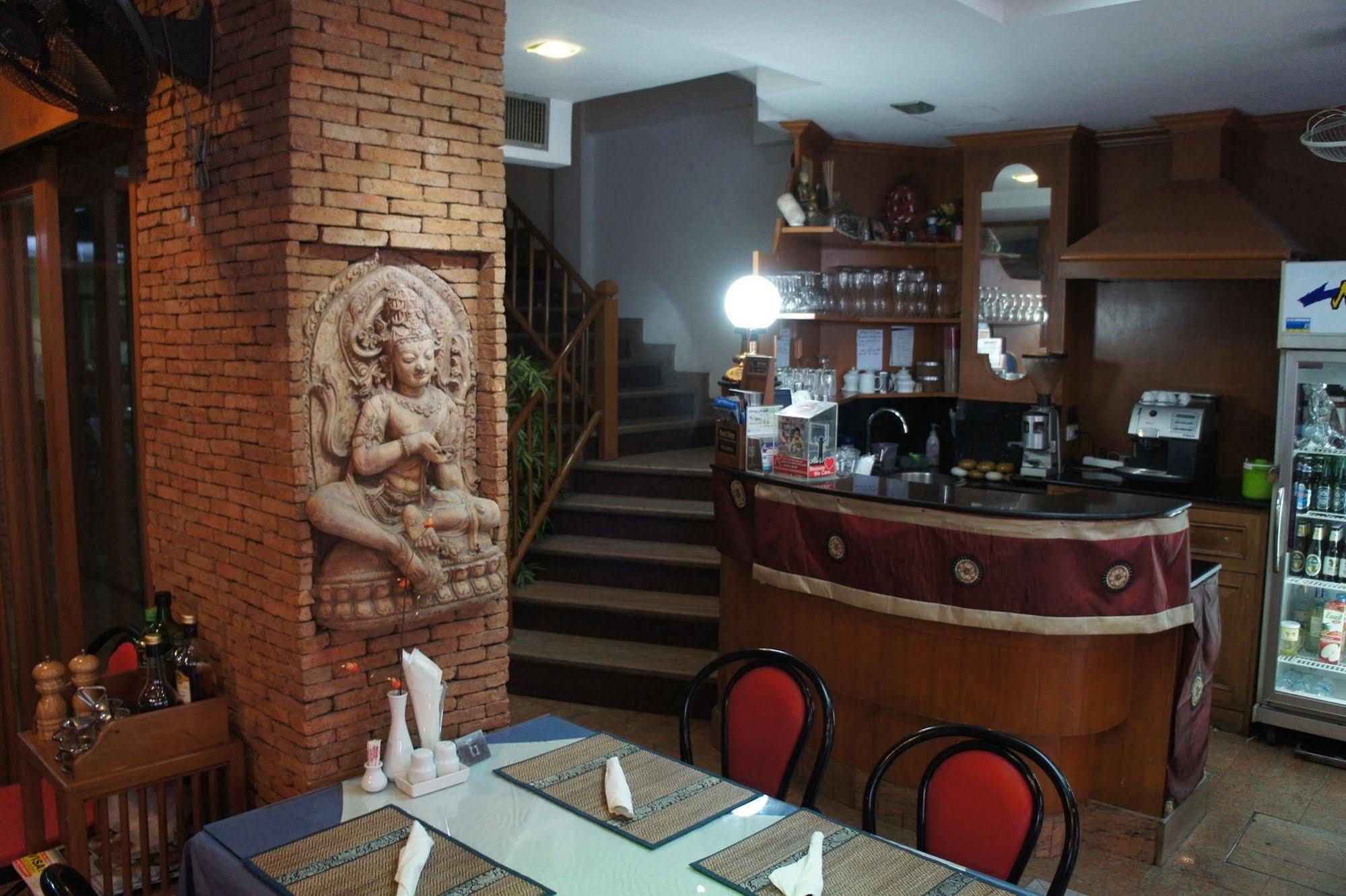 Max Residence Pattaya Εξωτερικό φωτογραφία